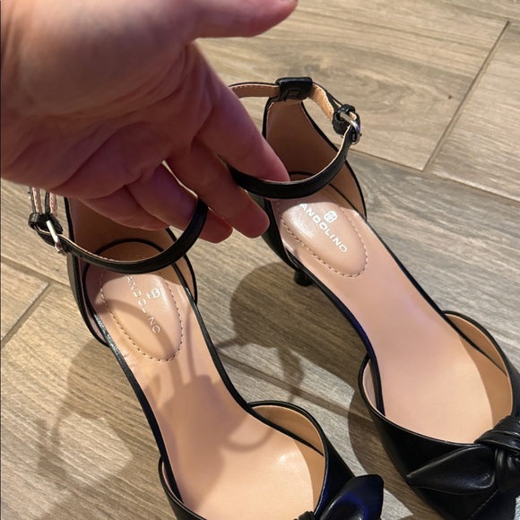 NEW Bandolino Bow Kitten Heel Sandal Sz 9.5 M - Picture 7 of 9